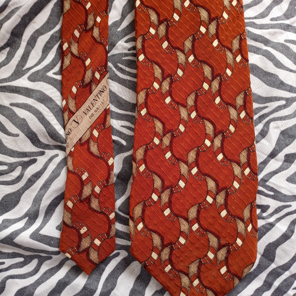 Vintage Valentino Tie